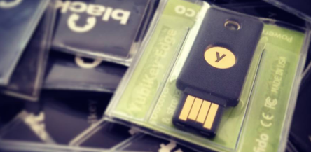 YubiKey Edge in clear packaging