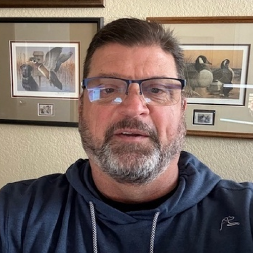 nolan srader headshot
